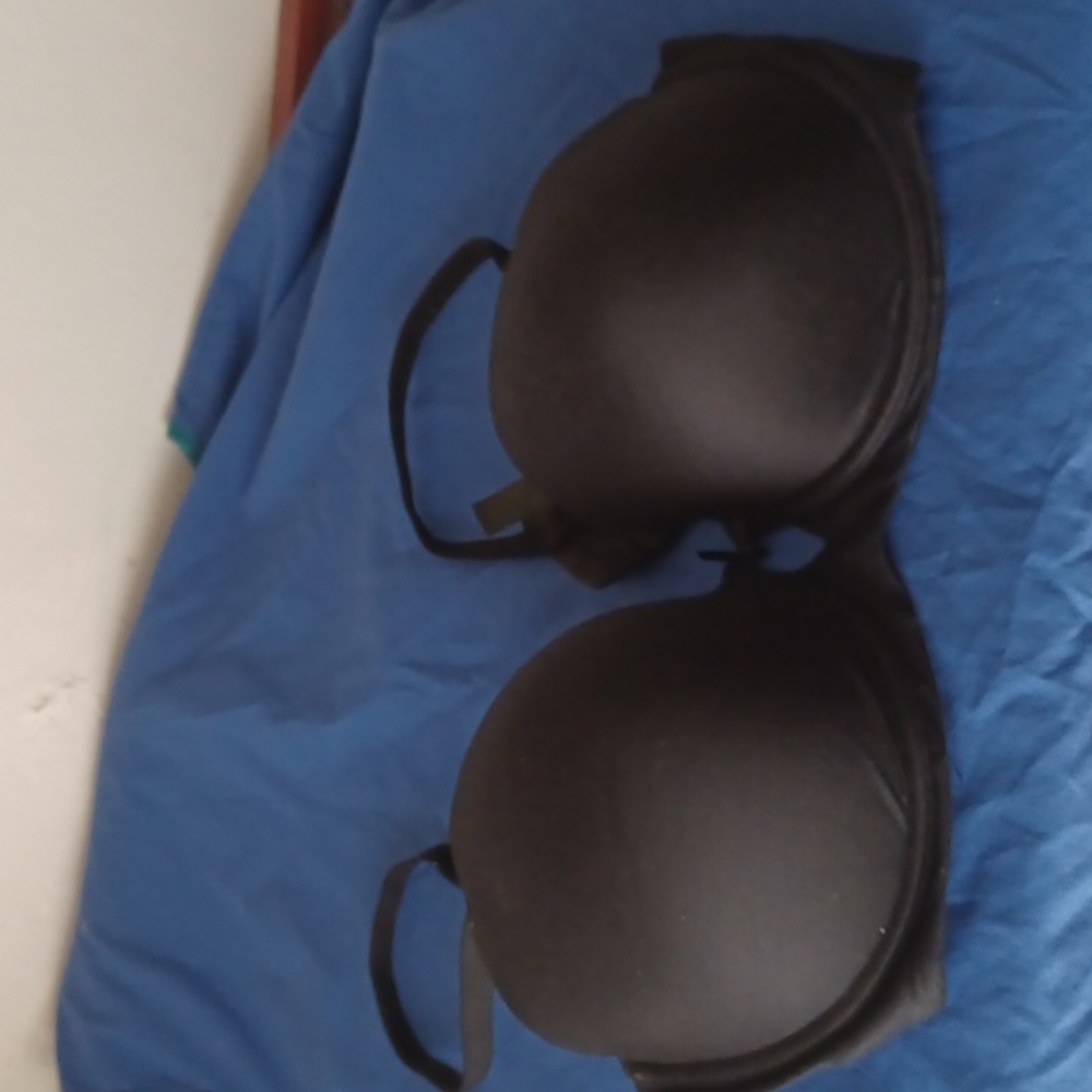Victoria's Secret Strap/Strapless Bra - Picture 14 of 14